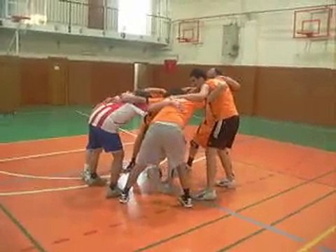 Uluğbey İlköğretim Okulu Öğretmenler Voleybol 2010