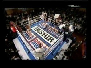 Vic Darchinyan vs Eric Barcelona Round 10 - 11