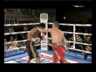 Vic Darchinyan vs Eric Barcelona Round 12