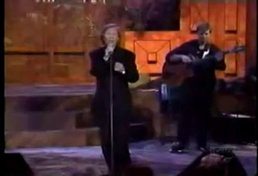 Je reviens chez nous.