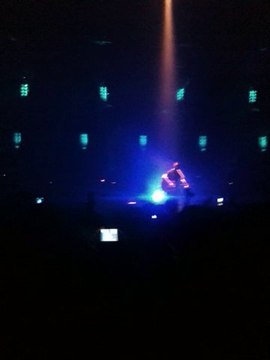 On a pas la thune/Saint Petersbourg Saez Live 2010@ Rennes