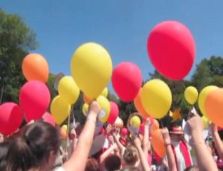 Pentecôte : des centaines de ballons dans le ciel de Cambrai