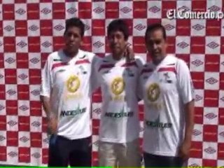 UMBRO entregó indumentaria Showbol