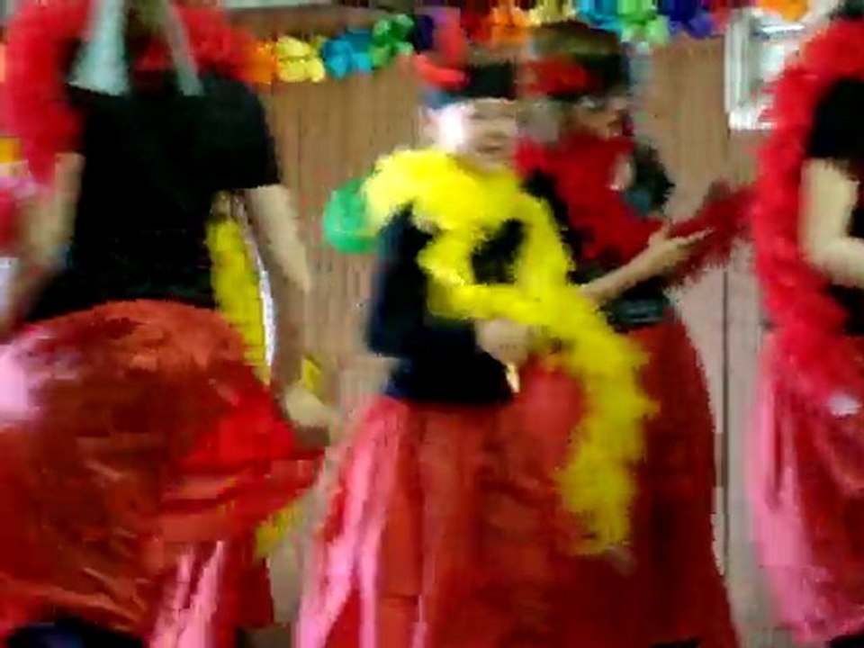 Fête école Strazeele 2010 - CM1-CM2