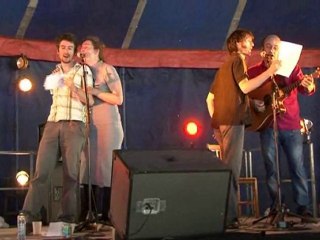 MASHA et Morgane chante "LE TEMPS DES CERISES"