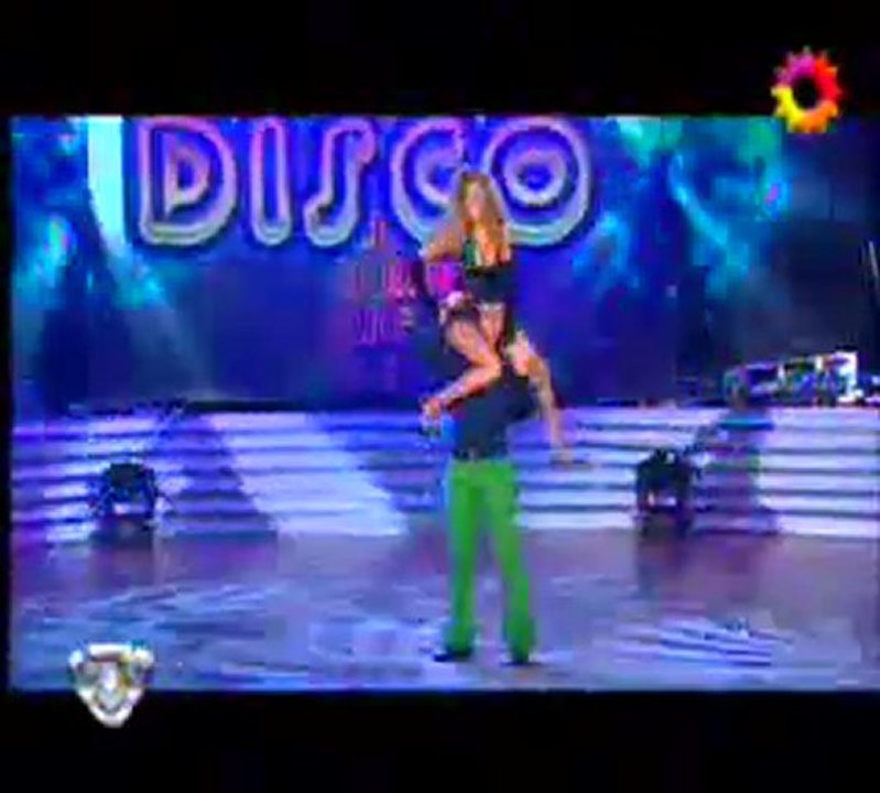 Flopy baila