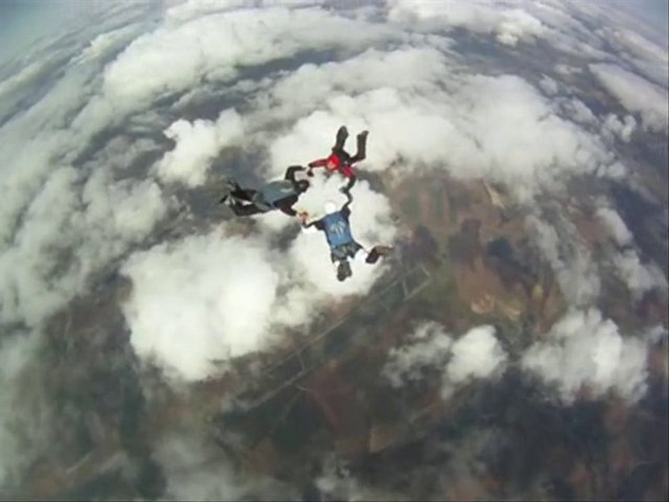 Chute libre VR3 skydive peronne 2010 saut parachutisme