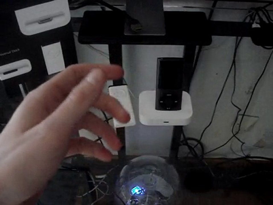 Déballage Universal Dock Apple