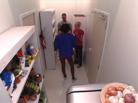 Raphaël hors de lui: Un peu de respect !