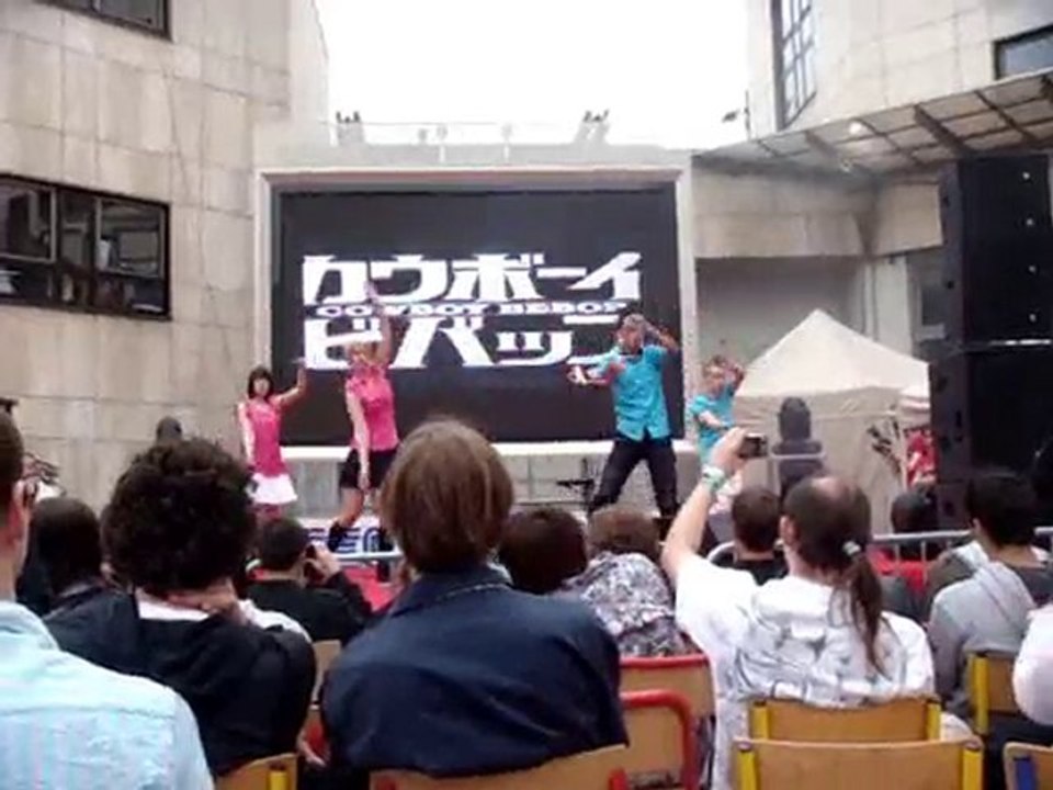 Code Parapara - Anime mix Epita 2010