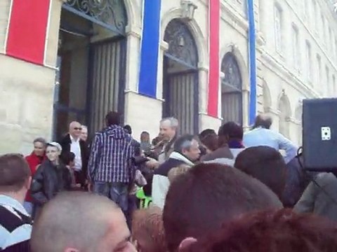 supporters et joueurs de malherbe a la mairie 15 mai 2010
