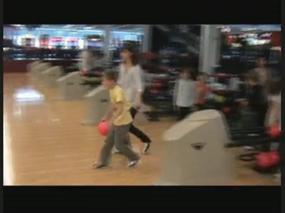 Audrey fête ses 9 ans au bowling