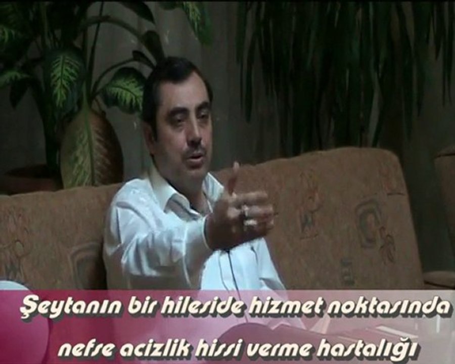 Hizmet noktasında nefse acizlik verme hastalığı