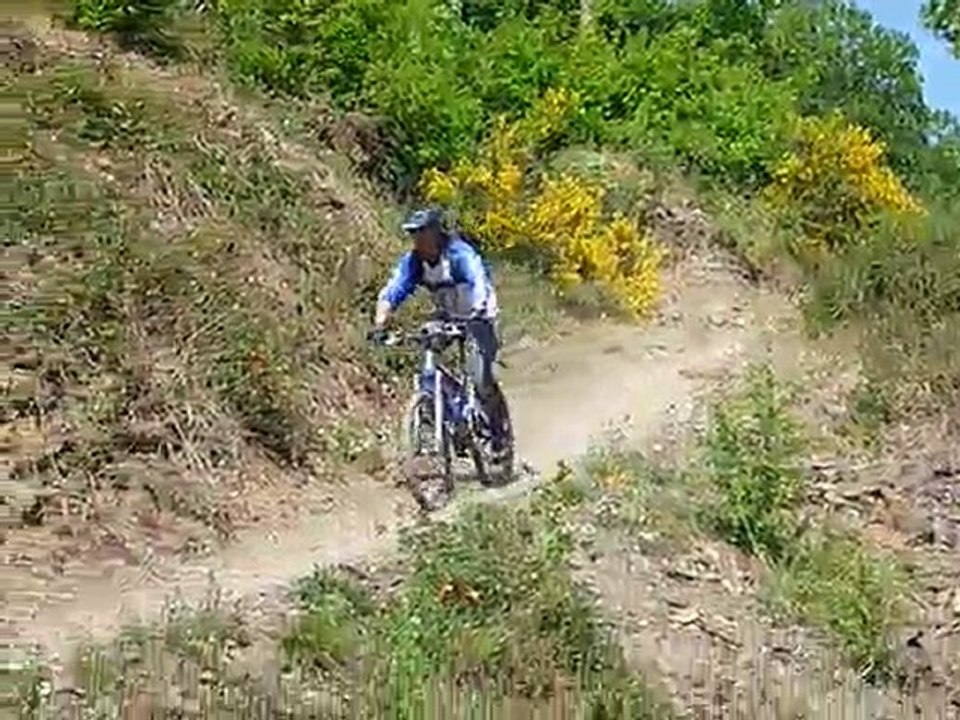 22-240510 Suisse Normande 0305 Pierre (descente)