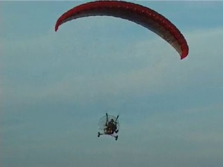 Reportage de l école Rêv ' Ailes Paramoteur