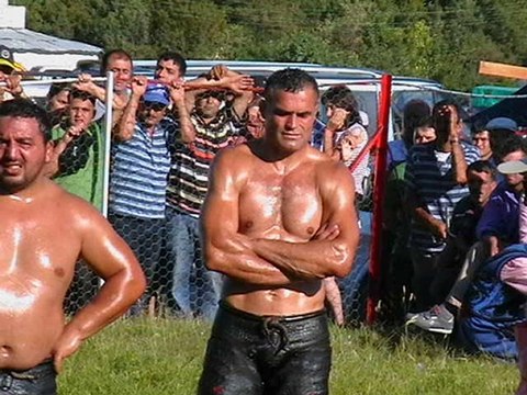 Çatak Köyü Yağlı Güreşleri Slaytı