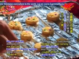 Lemon Sandwich Cookies with Star Sprinkles (In Indonesian)