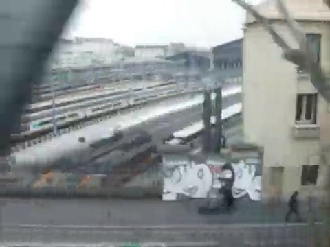 Passage au dessus de la Gare du Nord en Métro