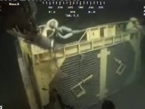 BP rushes new plan to stem Gulf oil leak