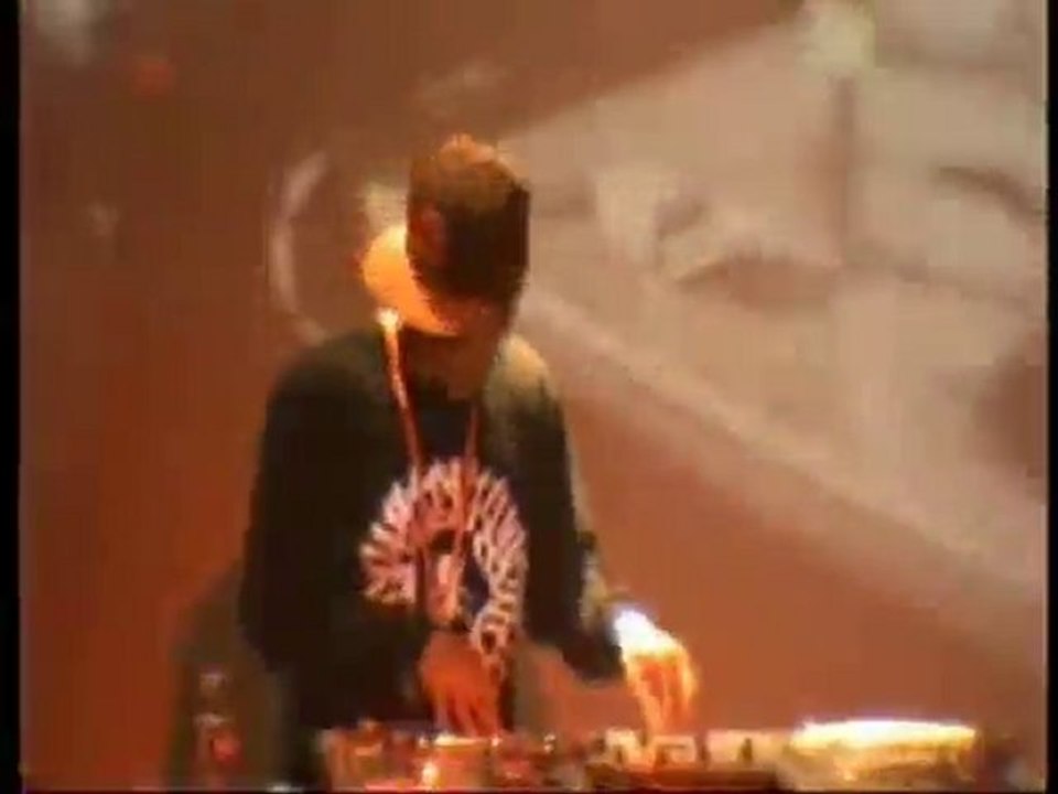 Q.Bert Showcase in Paris by Urban-Reporterz.com