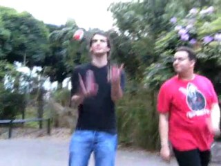 petite séance de jongle non emflammée