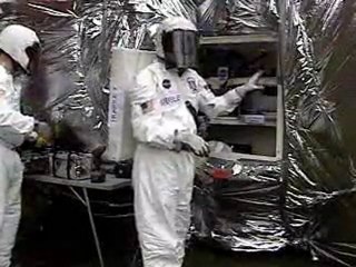 Mock Mission to Service the Hubble Space Telescope