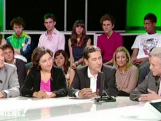 Manuel Valls était  sur Paris Première