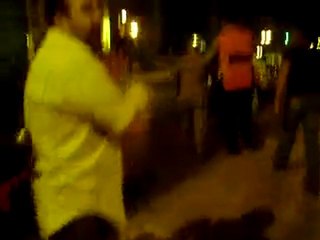 ابن وزير الإتصــال يعتدي على مواطن بالسلاح الأبيض