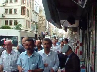 NUSAYBİN BELEDİYE BAŞKANI EL İLANI DAĞITI 2