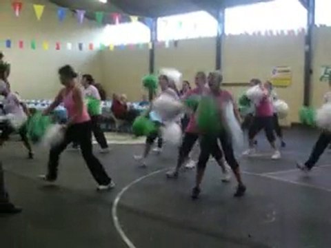 Spectacle de gym par Gym tonic