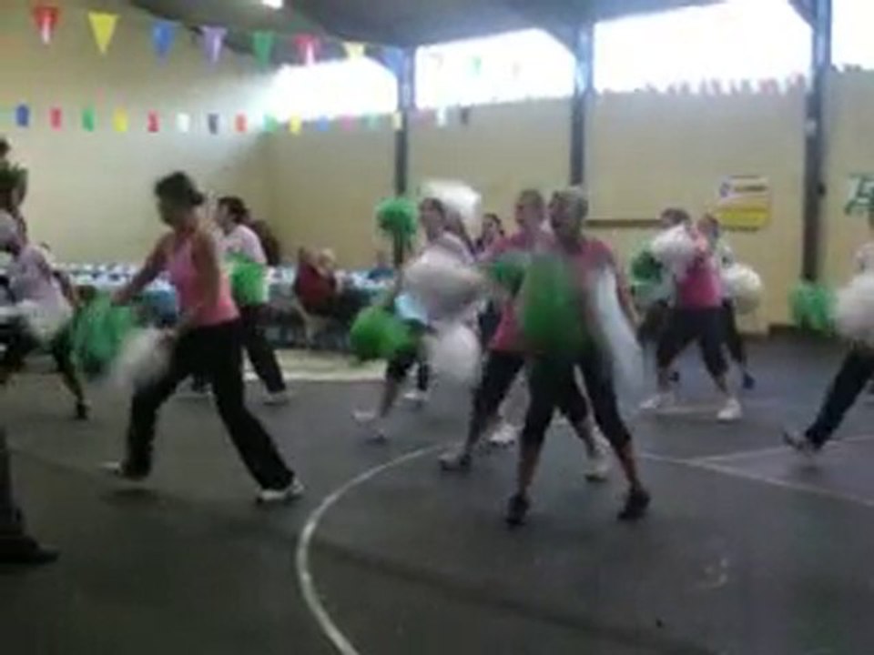 Spectacle de gym par Gym tonic