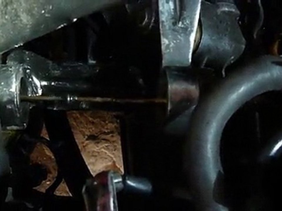 405 T16 : embrayage a cable !