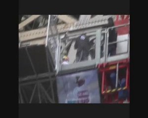 Taig Khris saut tour Eiffel