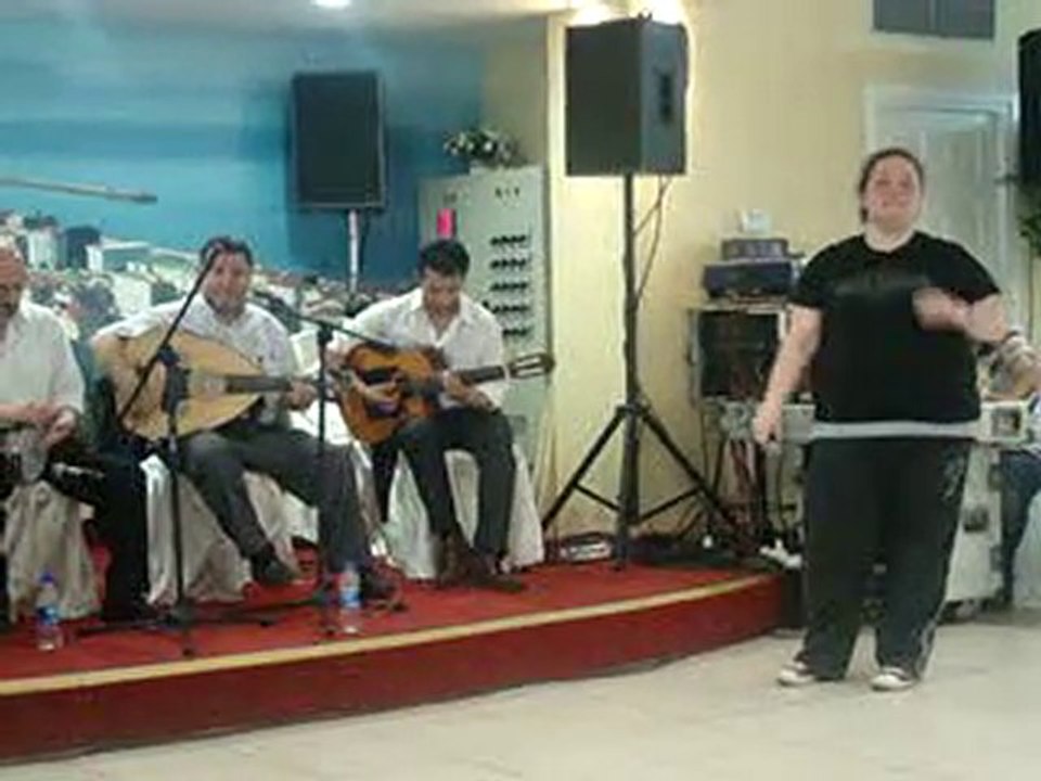 HÜSNÜ ÜSTÜN KONSERİ ESRA TURAN DÜET