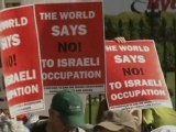 Israel begins deporting pro-Palestinian activists