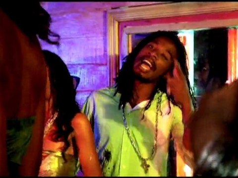 Hold Yuh (Hold You Soca Refix) by Gyptian