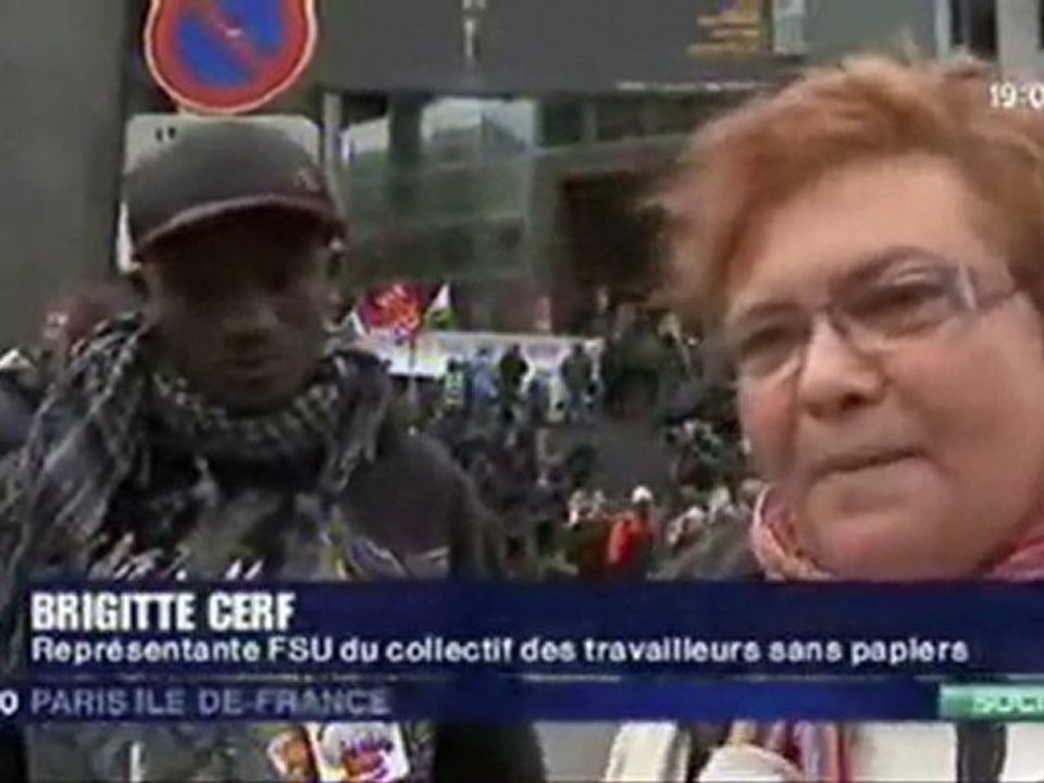 Occupation des marches de la Bastille par les TSP