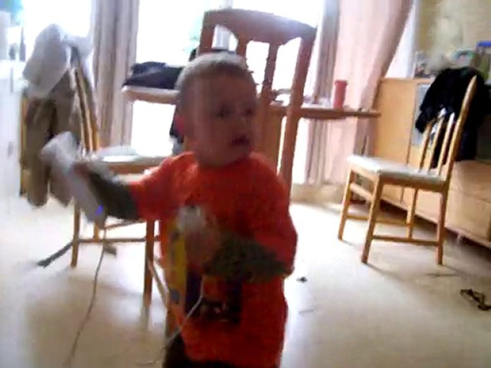 evan joue a ultimate band sur la wii