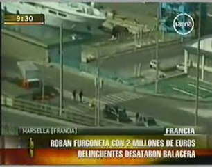 Ladrones fuertemente armados robaron furgón blindado