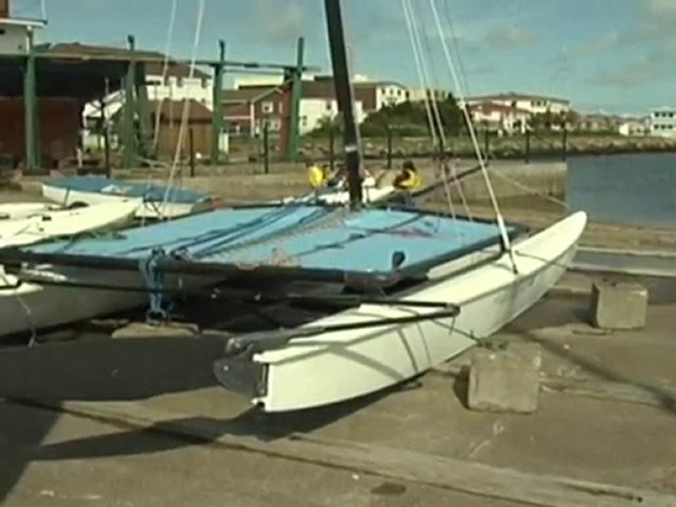 Pollution dans le port de Saint Pierre