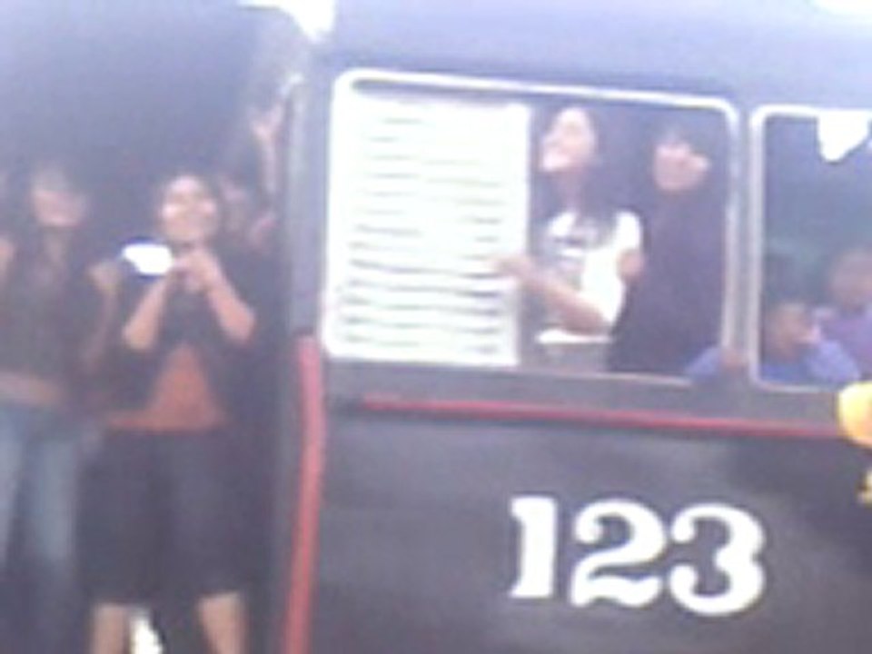 Fans singing to Tokio Hotel