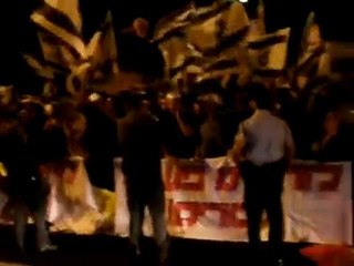 Israëliens célébrent l'attaque contre la flottille humanitai