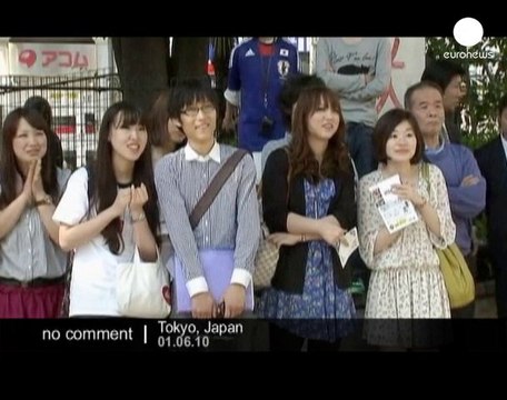 Japanese football fans in a screaming... - no comment