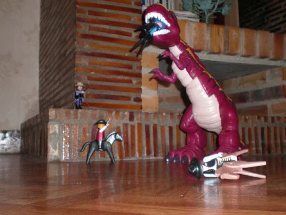 LE DINOSAURE ET LES COWBOYS
