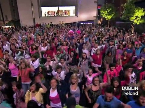 ESC: CANLI - EUROVISION 2010 FLASHMOB!