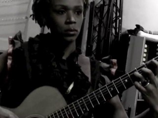 Carmen souza backstage benelux tour 2010