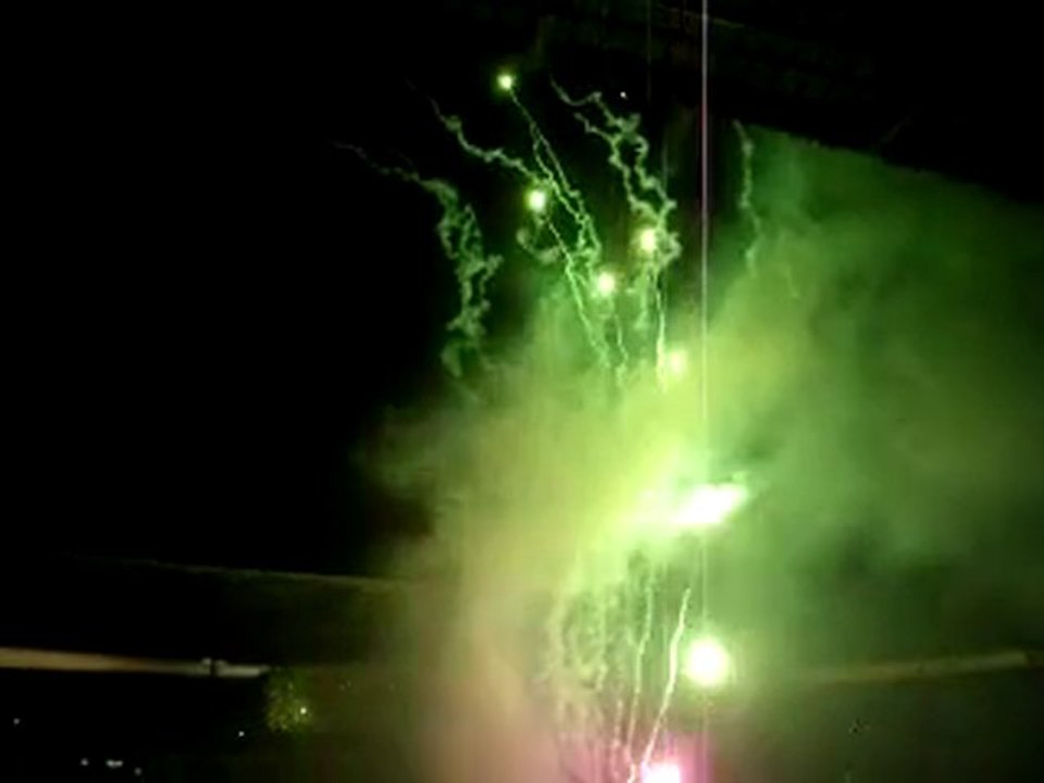 Feu d 'artifice Stade de France finale USAP-ASM 29 05  2010