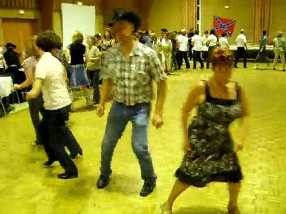 CLUB DANSE COUNTRY CHARTRES Bal à Amilly du 28 mai 2010