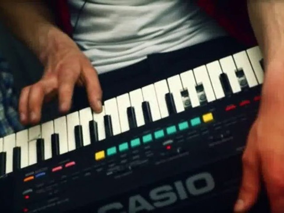 #007 Plus Guest (SCENE DE BAIN)