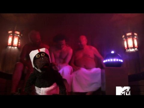 Warren the Ape Discusses Jersey Shore in the Sauna